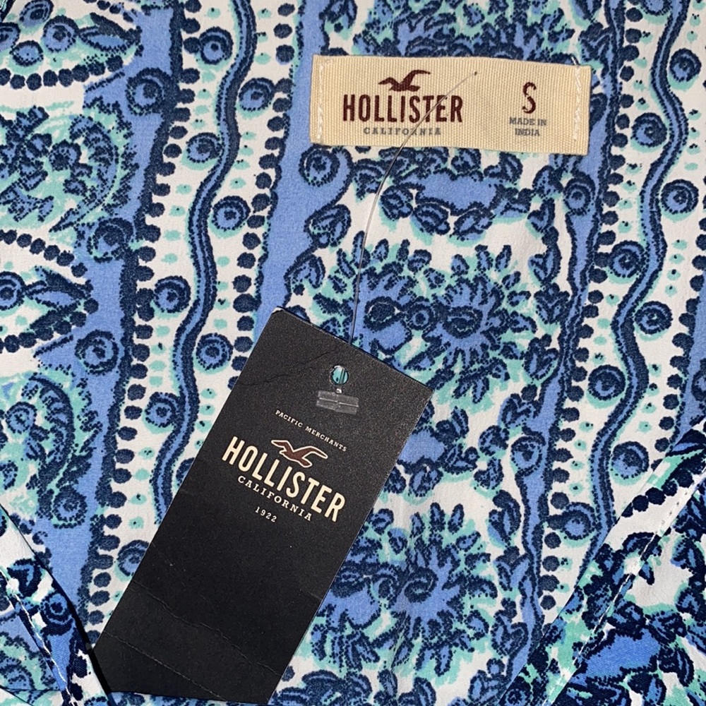 NWT Hollister Tank Top‎ - Picture 5 of 10